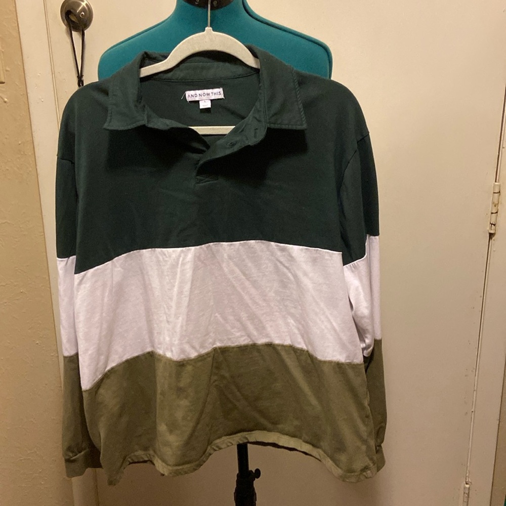 Long sleeve Shirt t-shirt material 3 banded large small mark on right sleeve